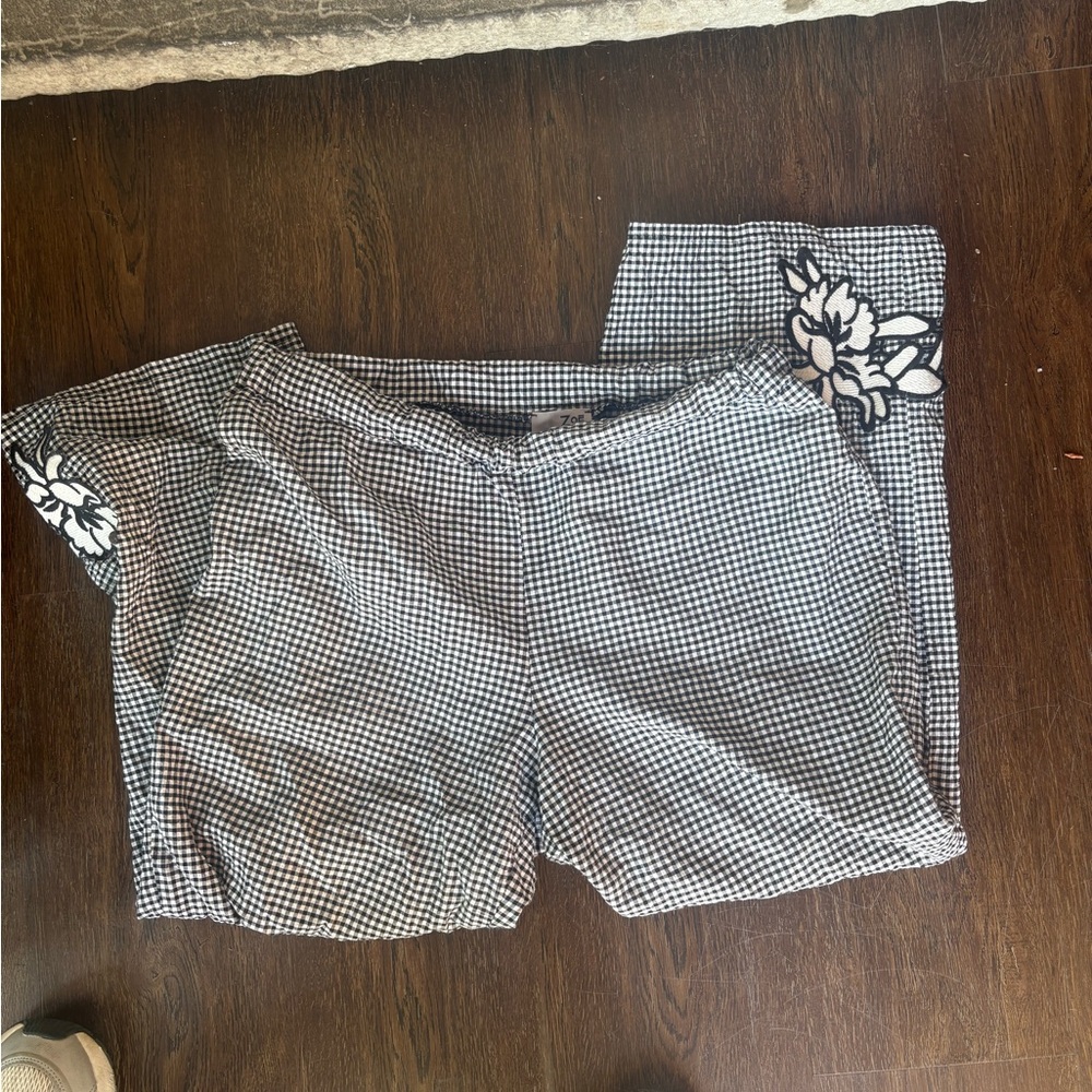 Vintage Gingham Black and White Checkered Pants with Floral Detail Capris